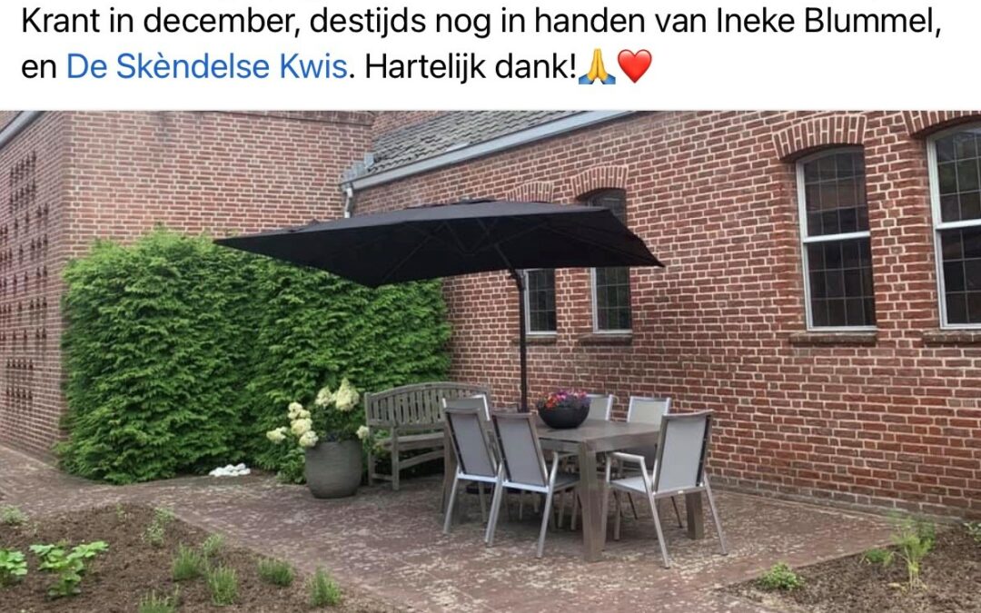 Nieuwe aanplant, potten en bloemen